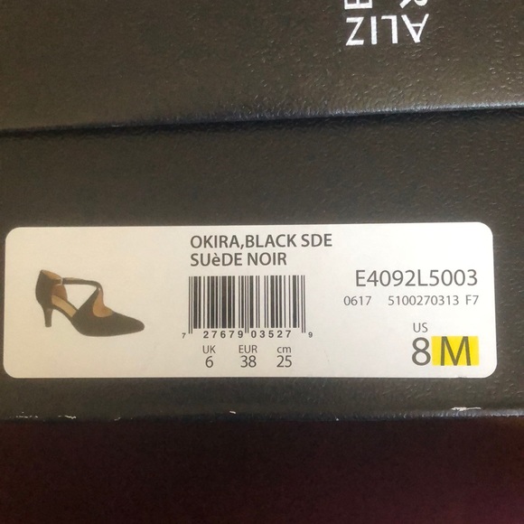 Black Heels - Picture 4 of 4